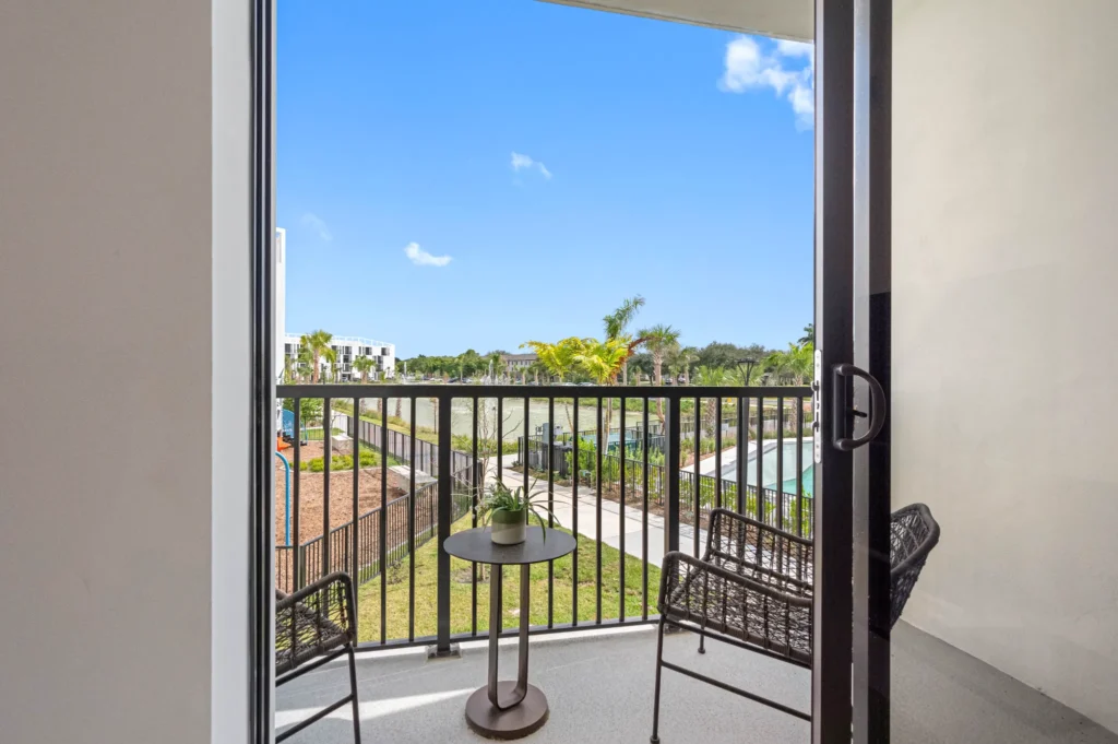 img-pictureyourselfhere-13